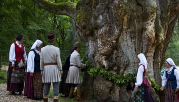 Lithuania- sacred grove (2)